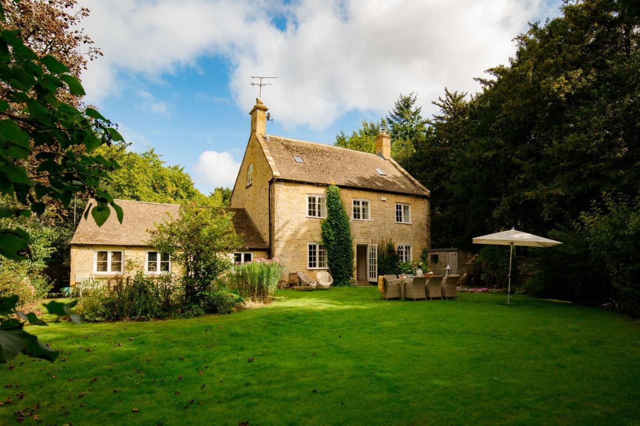 Temple Guiting Cottage Bagian luar foto