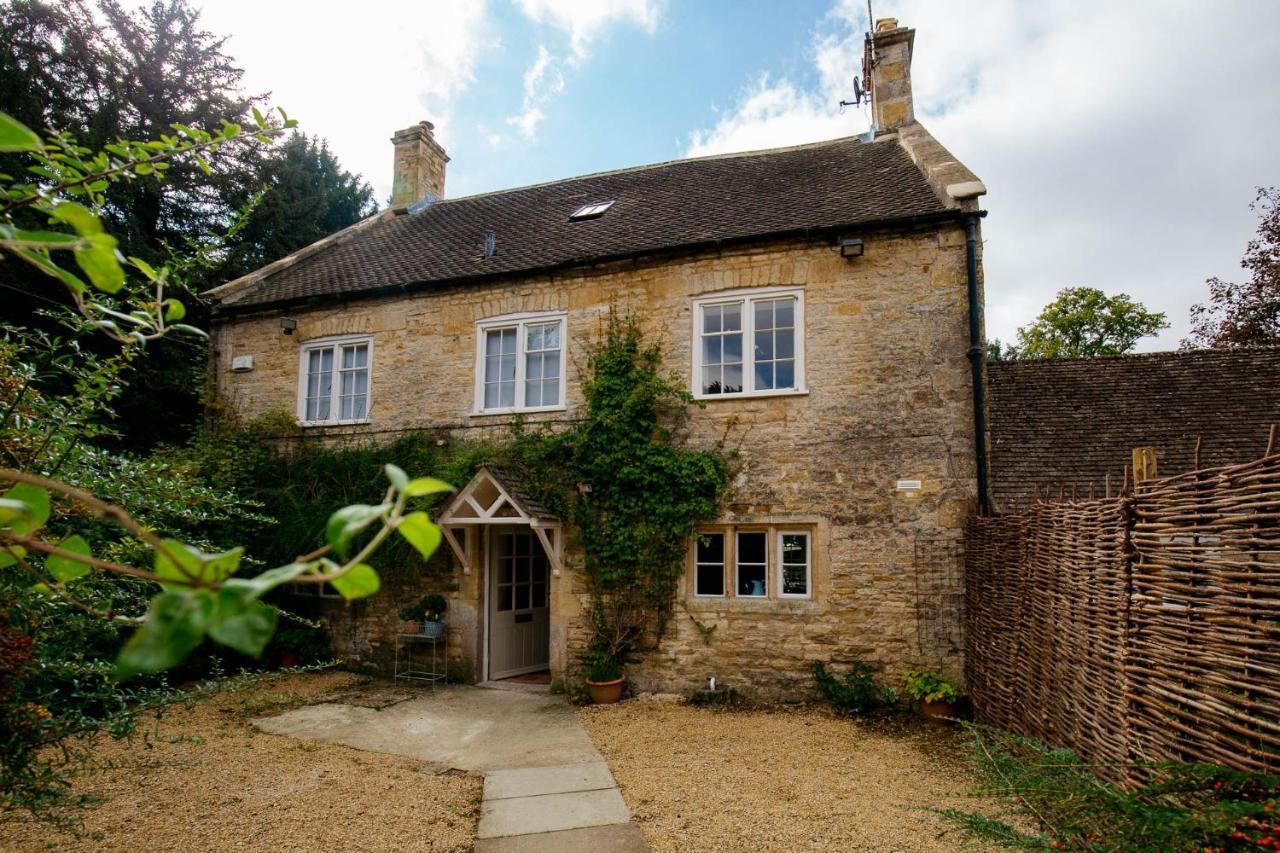 Temple Guiting Cottage Bagian luar foto